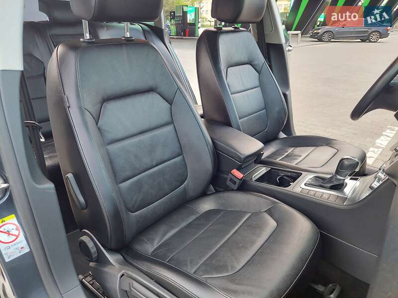 Универсал Volkswagen Passat 2014 в Одессе