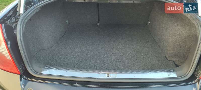 Седан Volkswagen Passat 2003 в Бершади