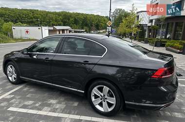 Седан Volkswagen Passat 2020 в 