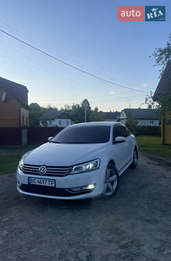 Седан Volkswagen Passat 2013 в Трускавце