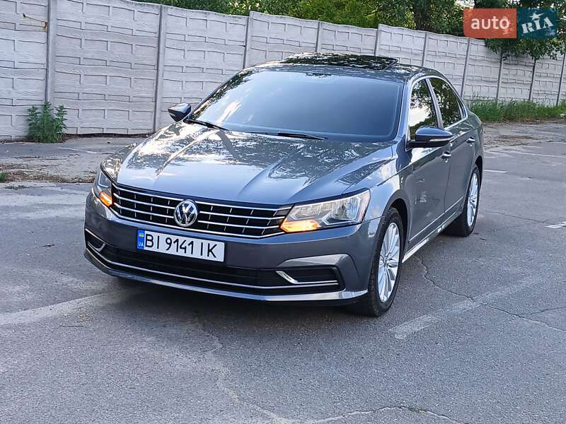 Седан Volkswagen Passat 2015 в 