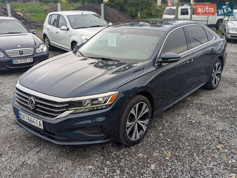 Седан Volkswagen Passat 2021 в Ровно