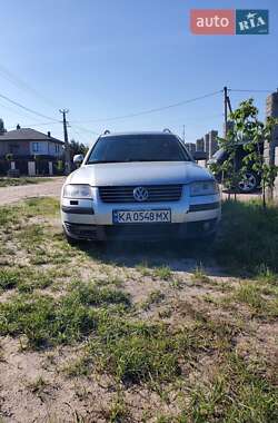 Універсал Volkswagen Passat 2003 в Києві