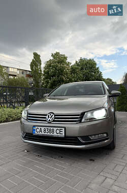 Седан Volkswagen Passat 2013 в Черкассах
