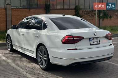 Седан Volkswagen Passat 2017 в 