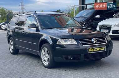 Универсал Volkswagen Passat 2004 в Черновцах