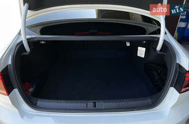 Седан Volkswagen Passat 2021 в 