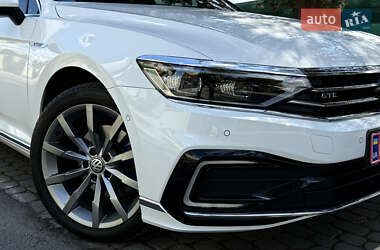 Седан Volkswagen Passat 2020 в 