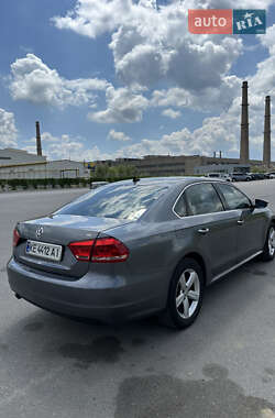 Седан Volkswagen Passat 2012 в 