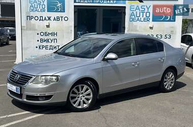Седан Volkswagen Passat 2008 в Києві