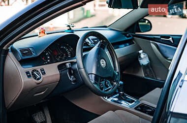 Седан Volkswagen Passat 2006 в 