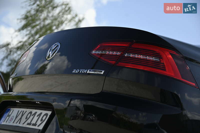 Седан Volkswagen Passat 2017 в Бердичеве