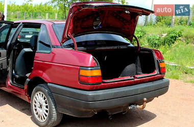 Седан Volkswagen Passat 1989 в 