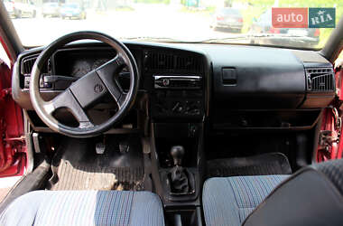 Седан Volkswagen Passat 1989 в 