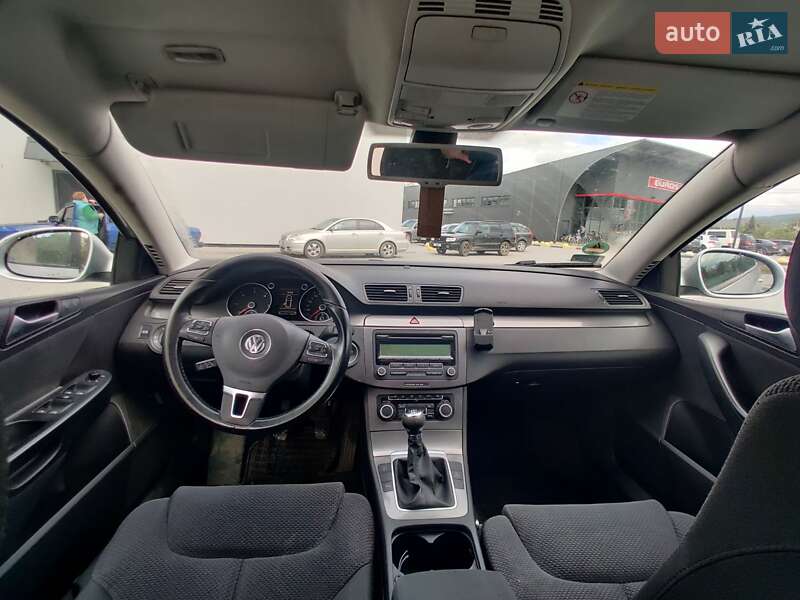 Універсал Volkswagen Passat 2010 в Бориславі