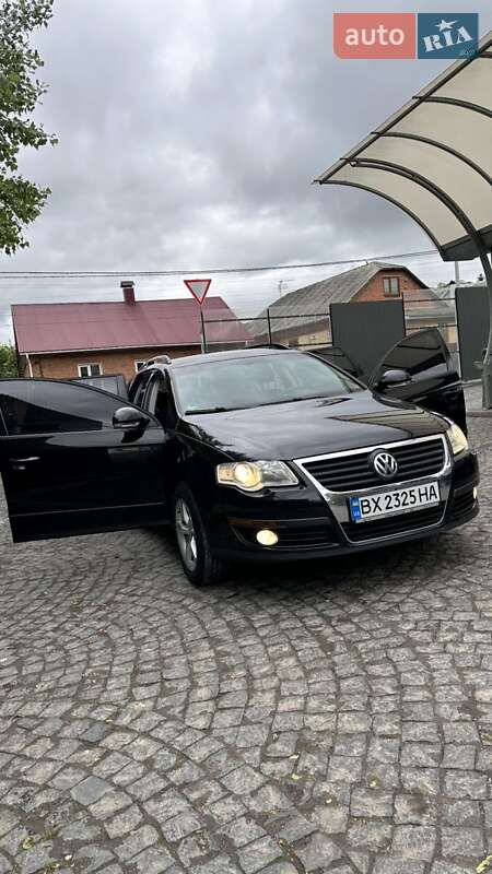 Универсал Volkswagen Passat 2009 в Хмельницком