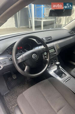 Універсал Volkswagen Passat 2008 в 