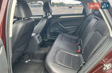 Седан Volkswagen Passat 2014 в 