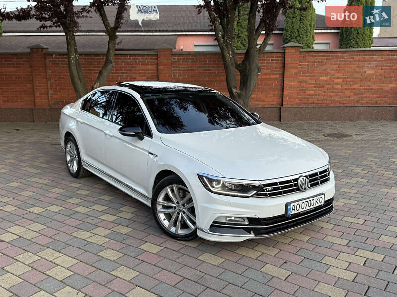 Седан Volkswagen Passat 2016 в Мукачево