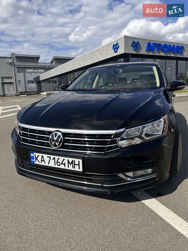 Седан Volkswagen Passat 2017 в 