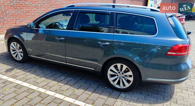 Універсал Volkswagen Passat 2013 в Львові
