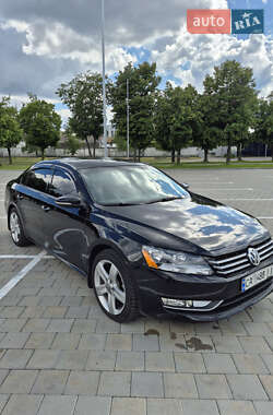 Седан Volkswagen Passat 2014 в Киеве