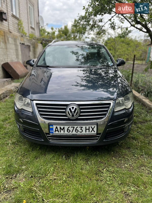 Універсал Volkswagen Passat 2006 в 