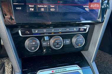 Седан Volkswagen Passat 2018 в 