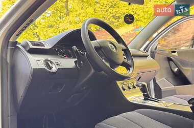 Универсал Volkswagen Passat 2010 в 