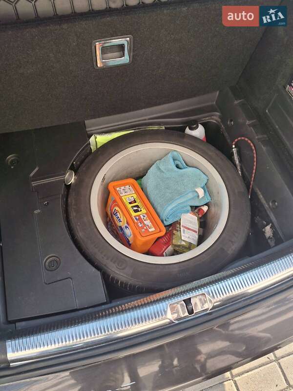 Универсал Volkswagen Passat 2009 в Ровно