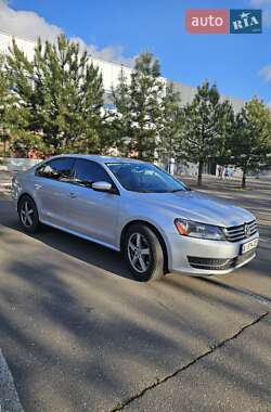 Седан Volkswagen Passat 2014 в 
