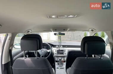 Универсал Volkswagen Passat 2015 в Киеве