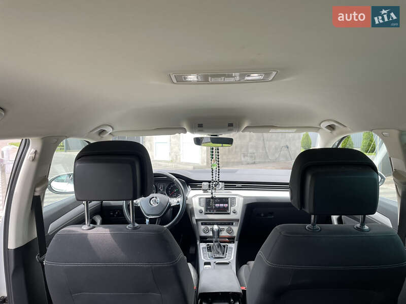 Універсал Volkswagen Passat 2015 в Києві