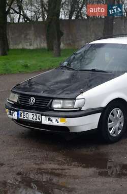 Универсал Volkswagen Passat 1994 в Черноморском