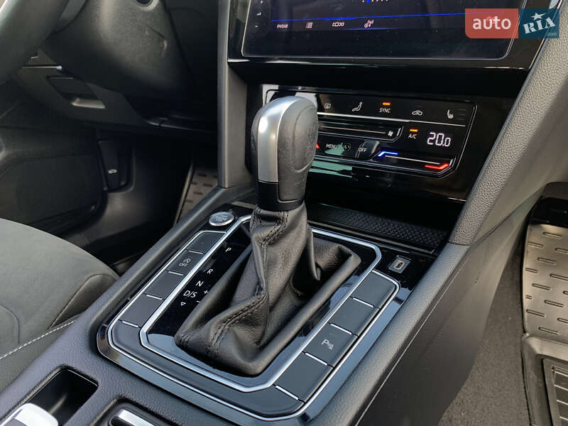 Універсал Volkswagen Passat 2021 в Бердичеві