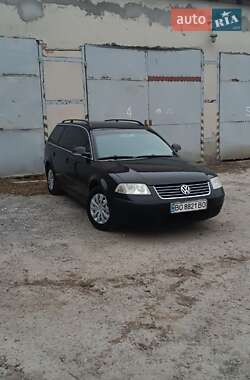 Универсал Volkswagen Passat 2004 в Бучаче