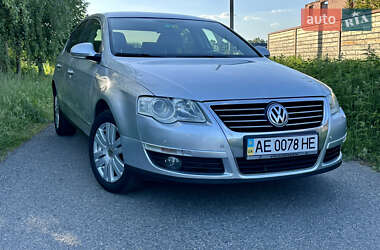 Седан Volkswagen Passat 2008 в 
