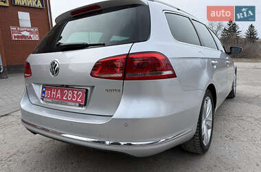 Універсал Volkswagen Passat 2012 в 