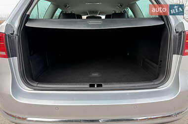 Універсал Volkswagen Passat 2012 в 