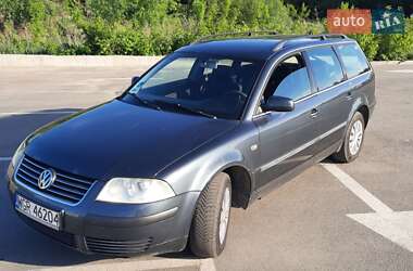 Універсал Volkswagen Passat 2001 в Ірпені