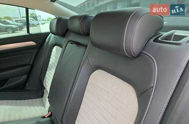 Седан Volkswagen Passat 2016 в 