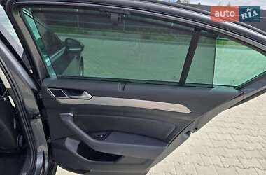 Седан Volkswagen Passat 2016 в 