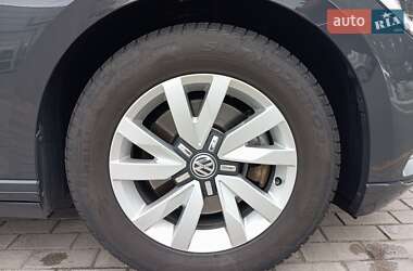 Универсал Volkswagen Passat 2019 в 