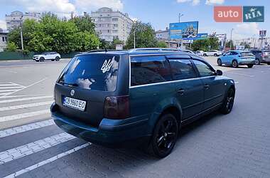 Універсал Volkswagen Passat 2001 в 