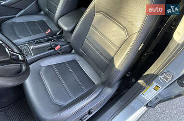 Седан Volkswagen Passat 2018 в 