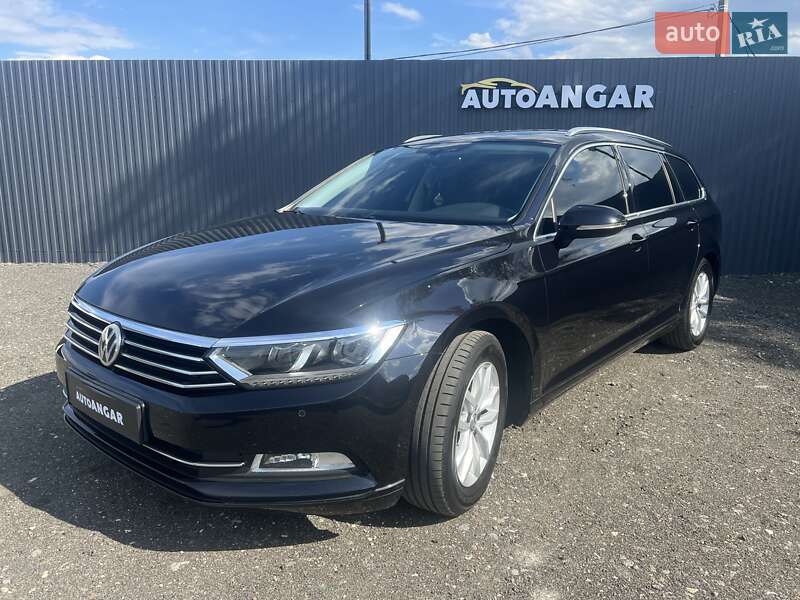 Универсал Volkswagen Passat 2015 в Киеве