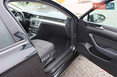 Універсал Volkswagen Passat 2016 в 