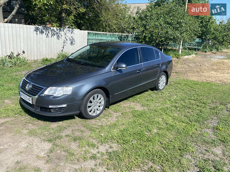 Седан Volkswagen Passat 2010 в Павлограді