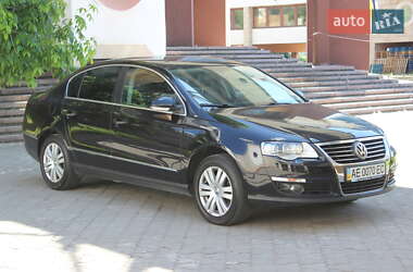 Седан Volkswagen Passat 2008 в Днепре
