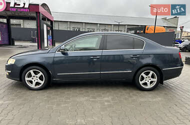 Седан Volkswagen Passat 2008 в 
